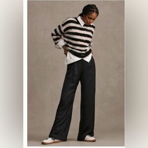 Velvet by Graham & Spencer Black Garment